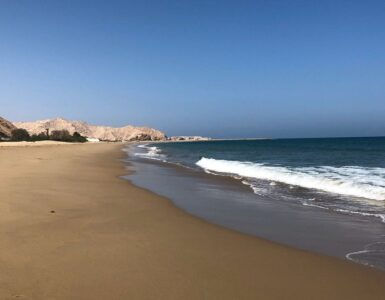 Plaża Yiti Beach – co warto wiedzieć? Plaże w Omanie
