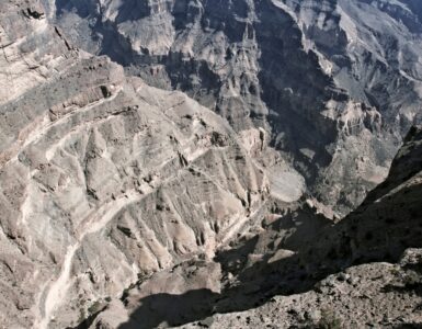 Wadi Nakhr – dzika dolina Omanu u stóp Jebel Shams