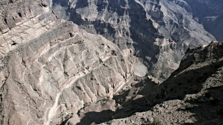 Wadi Nakhr – dzika dolina Omanu u stóp Jebel Shams