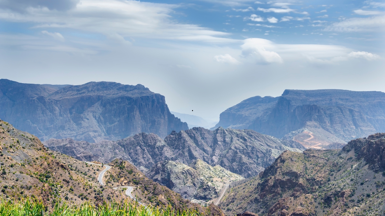 Gdzie znajduje się Jebel Akhdar i jak tam dojechać?