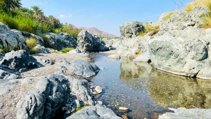Wadi Al Hoqain – ukryta oaza i wodospady w sercu Omanu